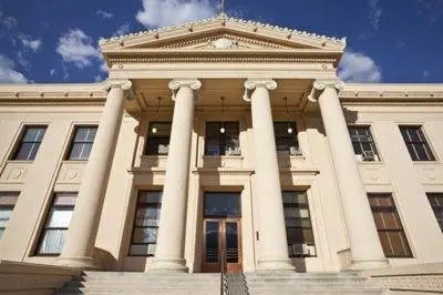 probate sales, Front of courthouse probate sales, Courthouse