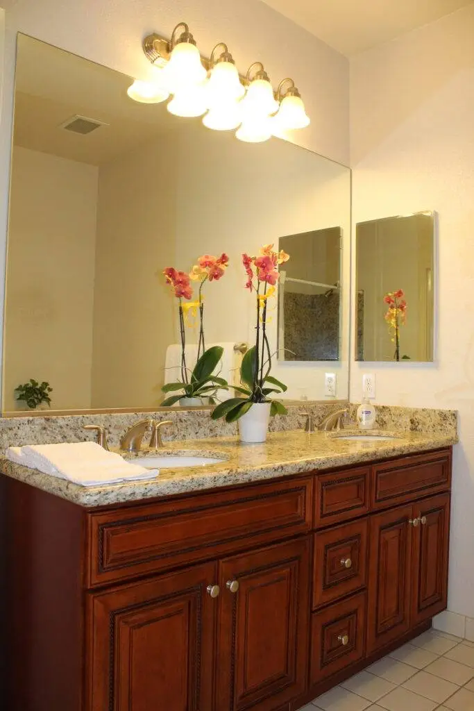 Bathroom photo of 1445 Fruitdale Ave Unit 429 San Jose CA 95128 1445 Fruitdale Ave Unit 429